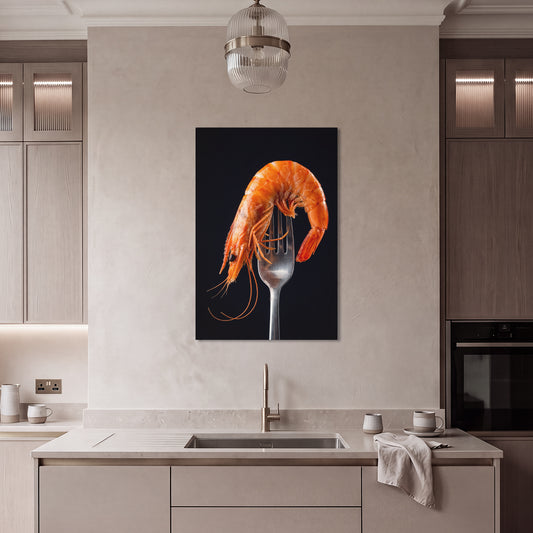 Poster Garnaal op Vork in een keuken