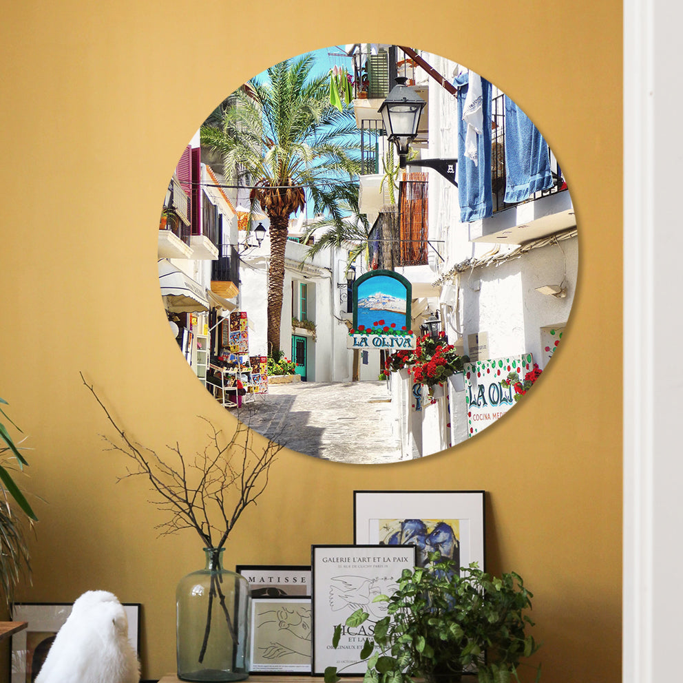 Wandcirkel Ibiza No2 in een woonkamer