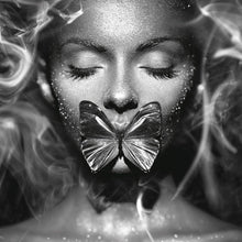 Afbeelding in Gallery-weergave laden, Poster Butterfly Woman Smoke op plexiglas, canvas, dibond of als poster
