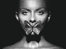 Load image into Gallery viewer, Schilderij-Butterfly Woman-PosterGuru
