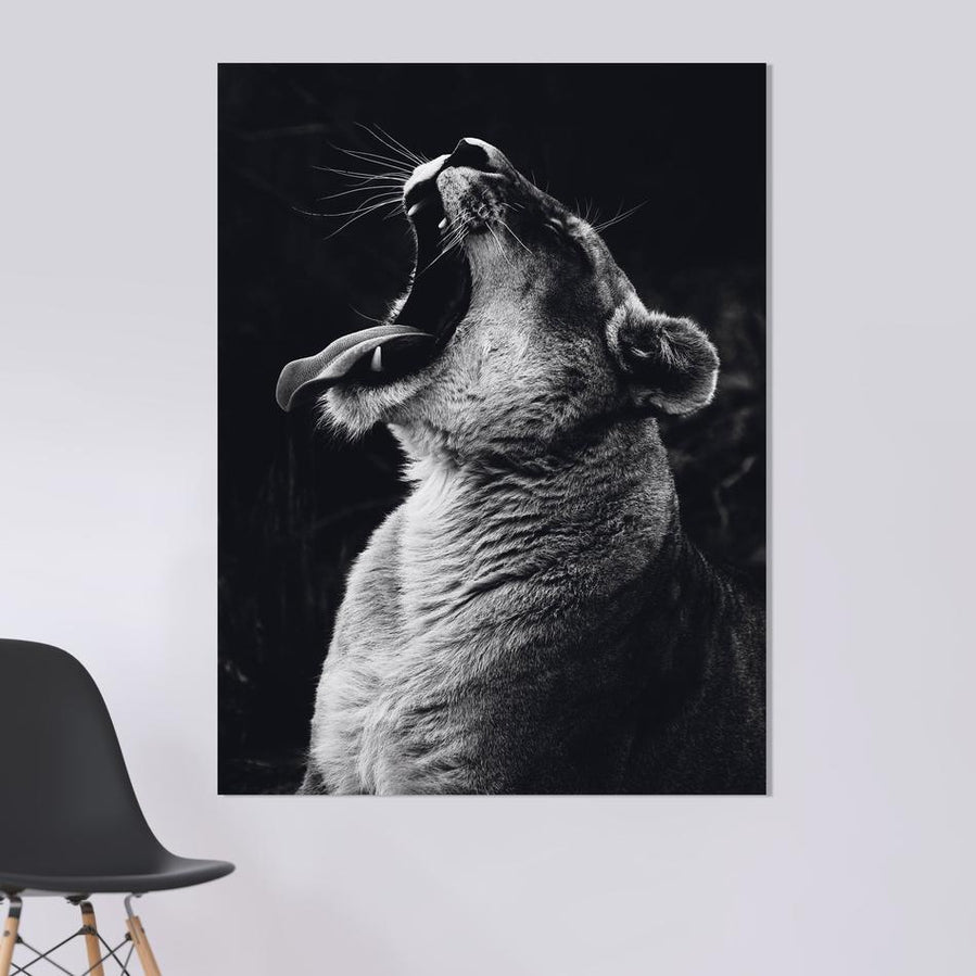 Schilderij-Dark Lioness No1-PosterGuru