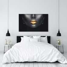 Afbeelding in Gallery-weergave laden, Schilderij-Golden Lips Paint-PosterGuru
