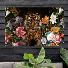 Load image into Gallery viewer, Schilderij-Tiger Flowers-PosterGuru
